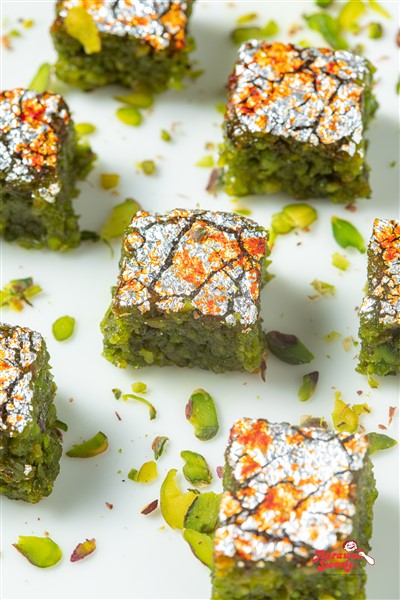 PISTA LONGE Agrawal Sweets